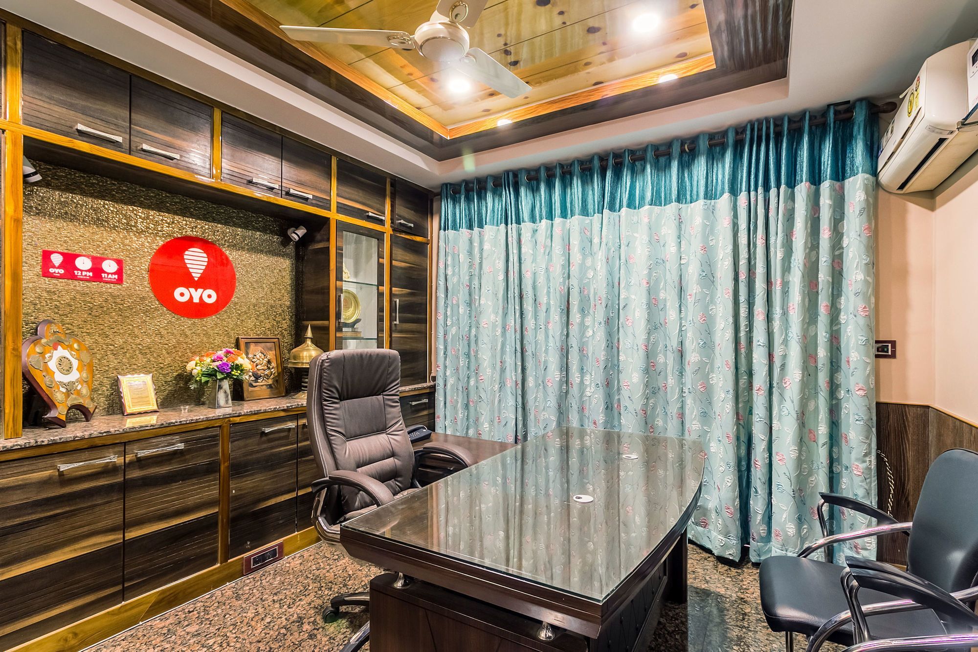 Oyo 7837樱桃城小屋 Dispur 外观 照片